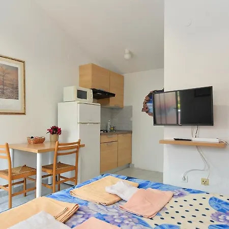 Fuer 2 Personen Ca 20 Qm In Pula, Istrien Istrische Riviera Pula