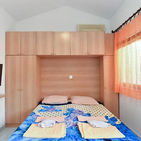 Fuer 2 Personen Ca 20 Qm In Pula, Istrien Istrische Riviera Pula